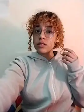 EmmaMelissa0521 online show from November 16, 1:55 am