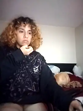 EmmaMelissa0521 online show from March 22, 11:19 pm