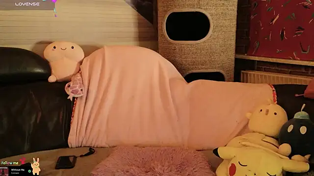 GamerGirl Eve online show from December 5, 6:15 pm