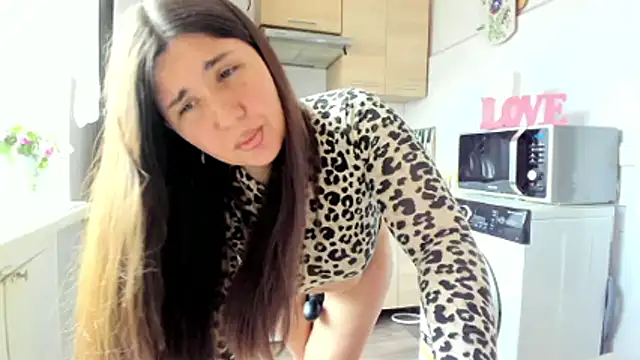 Snapshot of MiaMarrone chatting on May 30, 1:30 pm MiaMarrone online show from May 30, 1:30 pm