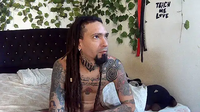 Snapshot of caribbeanlover1 chatting on June 29, 2:28 pm caribbeanlover1 online show from June 29, 2:28 pm