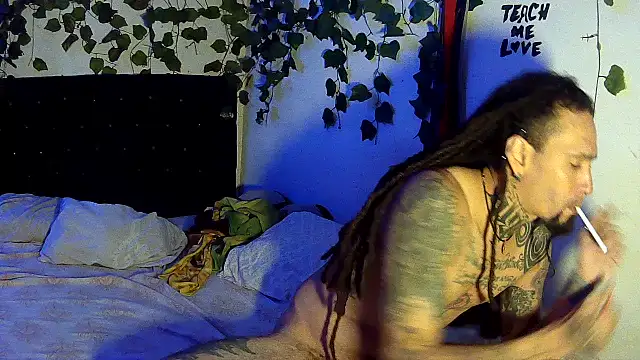 Snapshot of caribbeanlover1 chatting on July 5, 2:18 am caribbeanlover1 online show from July 5, 2:18 am