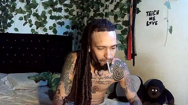 Snapshot of caribbeanlover1 chatting on July 18, 12:53 pm caribbeanlover1 online show from July 18, 12:53 pm