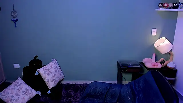 Cassandra Caiin online show from December 20, 5:04 am