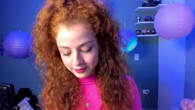 Cassandra Caiin online show from January 3, 11:44 pm