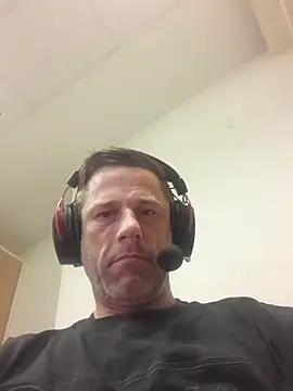 Snapshot of grimethyme chatting on November 12, 5:30 am grimethyme online show from November 12, 5:30 am