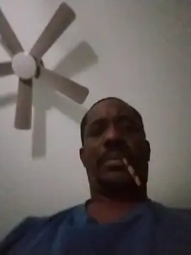 Makeyoucumallover online show from November 20, 5:29 am