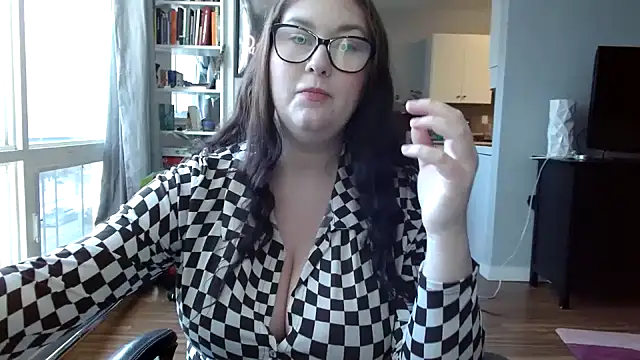 Snapshot of PaigeParker chatting on February 17, 7:42 pm PaigeParker online show from February 17, 7:42 pm