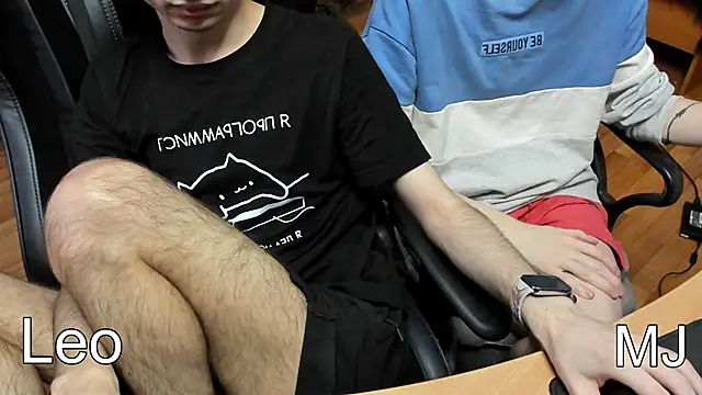 Snapshot of teelimata chatting on February 2, 1:19 pm teelimata online show from February 2, 1:19 pm