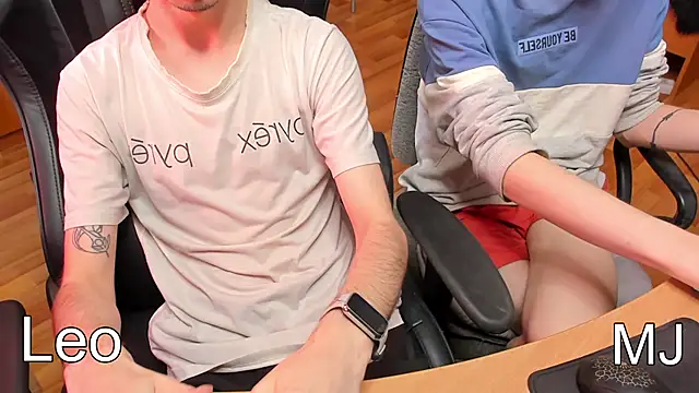 Snapshot of teelimata chatting on February 19, 10:12 am teelimata online show from February 19, 10:12 am