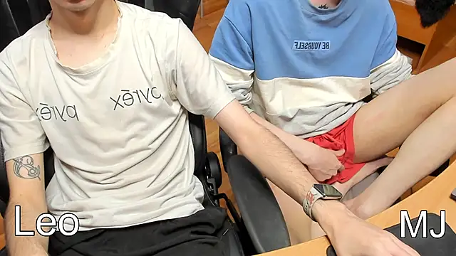 Snapshot of teelimata chatting on February 25, 2:54 pm teelimata online show from February 25, 2:54 pm