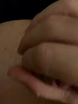 Snapshot of labradorP chatting on December 4, 12:08 am labradorP online show from December 4, 12:08 am