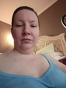 GoddessLara online show from July 14, 2:27 am