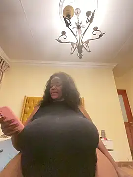 Snapshot of xXXSexyamazon chatting on February 24, 8:12 am xXXSexyamazon online show from February 24, 8:12 am