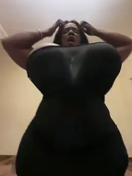 Snapshot of xXXSexyamazon chatting on April 15, 10:44 am xXXSexyamazon online show from April 15, 10:44 am