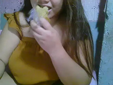 Creamsweetpussy28 online show from March 26, 8:58 pm