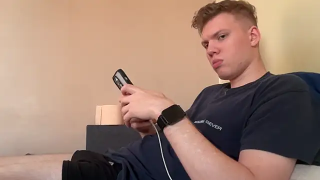 Snapshot of sexybooii6968 chatting on September 12, 4:18 pm sexybooii6968 online show from September 12, 4:18 pm