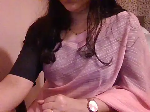 Snapshot of Pinky_4 chatting on February 2, 4:06 pm Pinky 4 online show from February 2, 4:06 pm