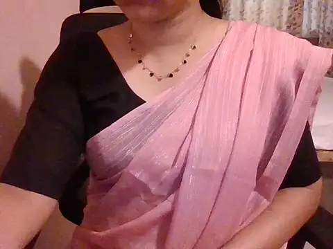 Snapshot of Pinky_4 chatting on February 3, 10:42 am Pinky 4 online show from February 3, 10:42 am