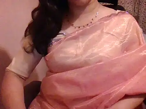 Snapshot of Pinky_4 chatting on February 9, 9:19 pm Pinky 4 online show from February 9, 9:19 pm