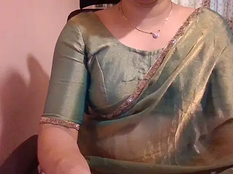 Snapshot of Pinky_4 chatting on February 16, 9:27 am Pinky 4 online show from February 16, 9:27 am