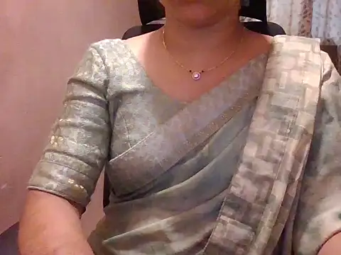 Snapshot of Pinky_4 chatting on June 16, 9:23 am Pinky 4 online show from June 16, 9:23 am