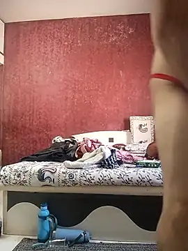 hornydick4you online show from December 22, 6:21 am