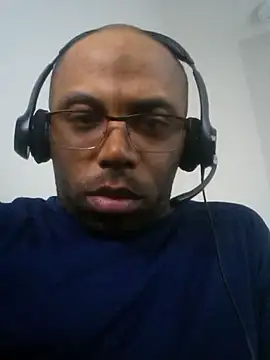 jhoneybee online show from January 3, 6:35 pm