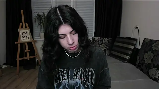Snapshot of MolagAnna chatting on April 23, 6:32 pm MolagAnna online show from April 23, 6:32 pm