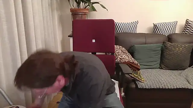 HETEREOMAN online show from November 30, 6:23 pm