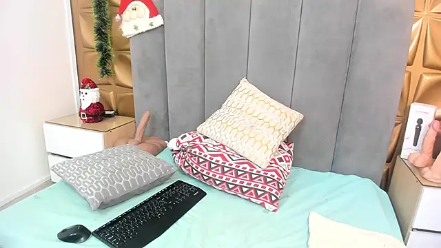 melani dream online show from January 4, 1:42 pm