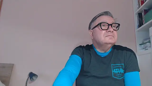 YOU6me online show from February 9, 8:51 am