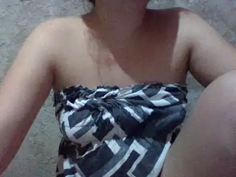 Beatrice143 online show from March 3, 5:20 am