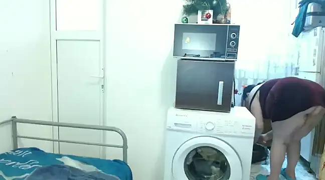 RidemerafSuzana online show from March 22, 2:25 pm