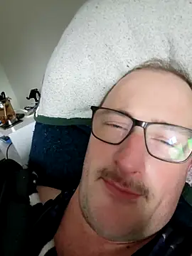 Snapshot of gdawg78 chatting on November 21, 9:24 pm gdawg78 online show from November 21, 9:24 pm