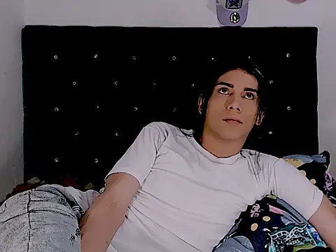 camii extrange online show from March 28, 5:34 pm