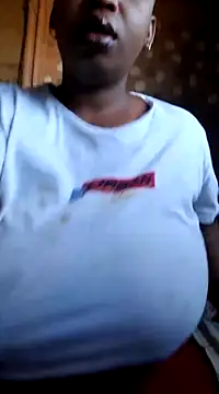 winterqueenx online show from February 25, 3:52 am