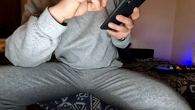 Lucas1andOnly4Girl online show from December 7, 10:39 pm