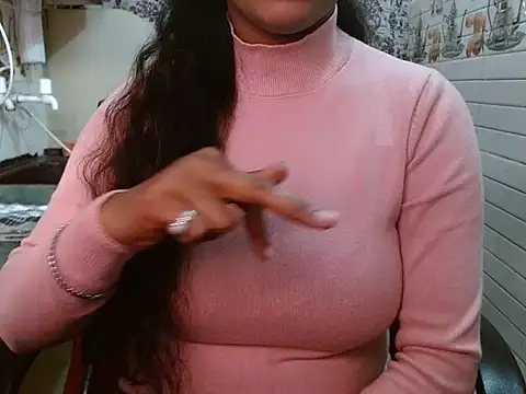 Snapshot of LovingPihu chatting on January 16, 6:06 am LovingPihu online show from January 16, 6:06 am