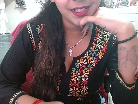 Snapshot of LovingPihu chatting on March 31, 5:41 am LovingPihu online show from March 31, 5:41 am