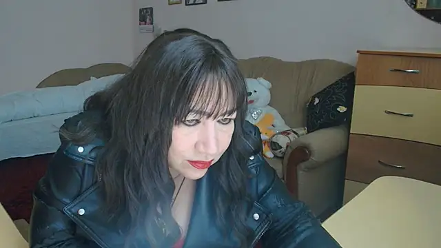 Lucretia Goldi  online show from March 5, 9:37 pm