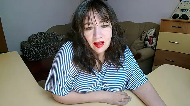 Snapshot of Lucretia_Goldi_ chatting on February 25, 10:52 pm Lucretia Goldi online show from February 25, 10:52 pm