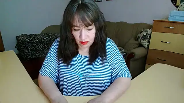 Lucretia Goldi  online show from March 30, 10:33 pm