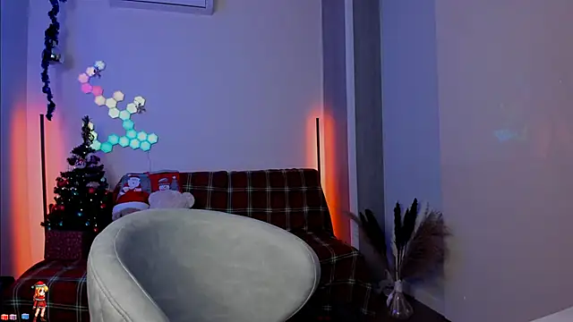 victorias world online show from December 18, 10:24 pm