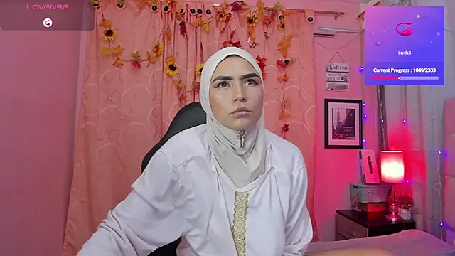 Snapshot of DarshaKhemu chatting on March 10, 8:45 pm DarshaKhemu online show from March 10, 8:45 pm