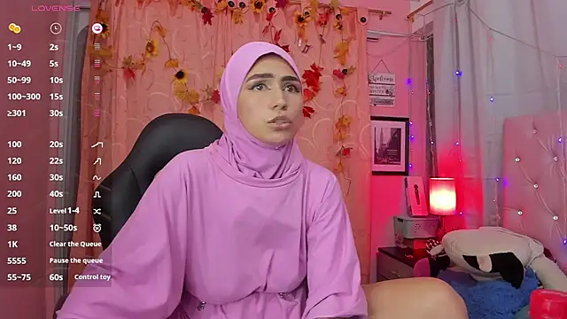 Snapshot of DarshaKhemu chatting on March 13, 12:05 am DarshaKhemu online show from March 13, 12:05 am