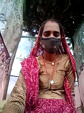 Snapshot of Mohni_Das chatting on January 5, 10:21 am Mohni Das online show from January 5, 10:21 am