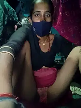 Snapshot of Mohni_Das chatting on October 13, 8:20 pm Mohni Das online show from October 13, 8:20 pm