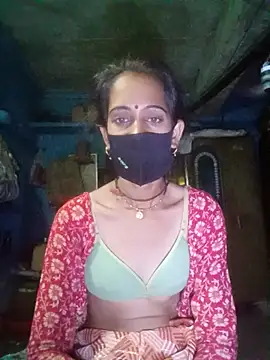 Snapshot of Mohni_Das chatting on May 2, 10:59 pm Mohni Das online show from May 2, 10:59 pm