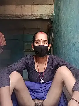 Snapshot of Mohni_Das chatting on June 2, 6:04 am Mohni Das online show from June 2, 6:04 am